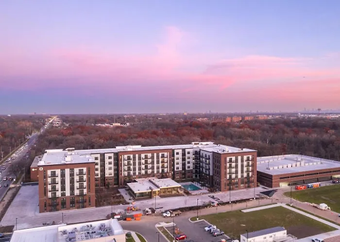 Landing At The Residences At Sawmill Station - In Downtown *